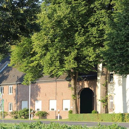 Gaestezimmer Bergerhof - Ankommen Und Wohlfuehlen ノイス エクステリア 写真